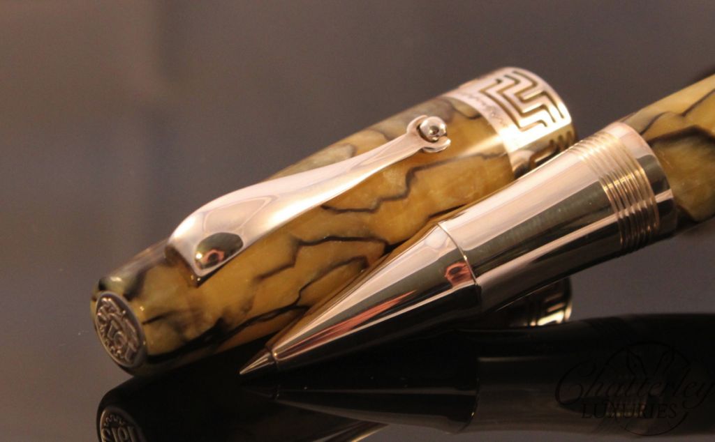 Montegrappa 1930 Extra Marbled Green Rollerball Pen (2)