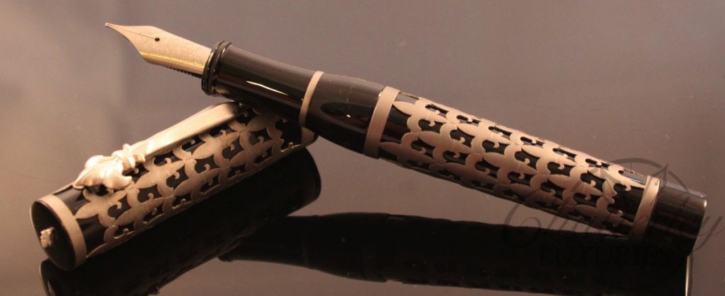 Stipula Chatterley Pens Fleur De Lis titanium Overlay T Flex nib (4)
