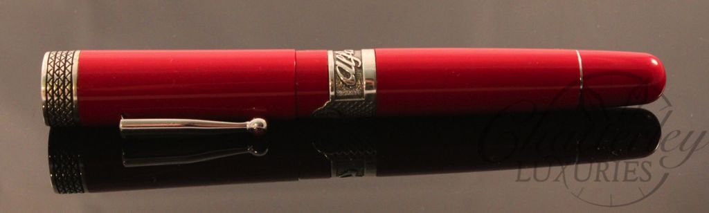 Delta Fusion One ( 1 ) Fountain Pen in  Red with Fusion Nib (2)