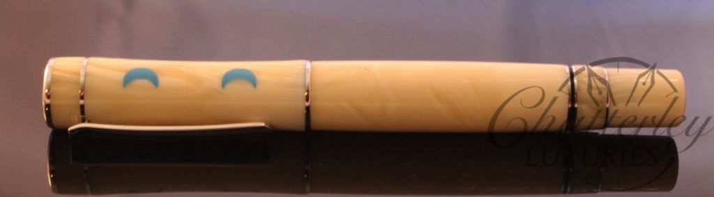 Delta Capri Night Ivory Resin Rollerball Pen (3)