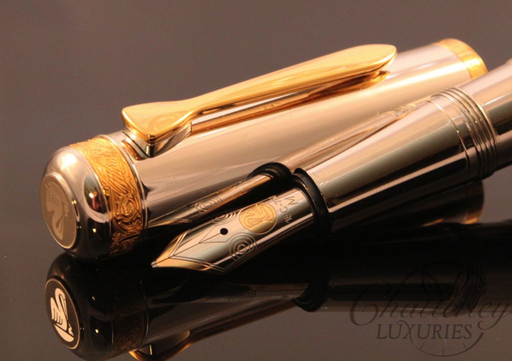 Pelikan Majesty 7000 M Sterling Silver Limited Edition Fountain Pen (1)