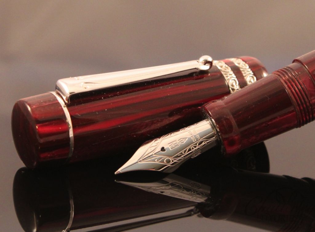 Delta Chatterley Pens Oro Argento Fountain Pen