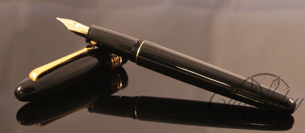 Danitrio Black Laquer Fountain Pen