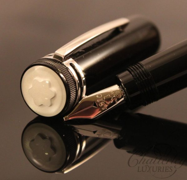 Montblanc Heritage 1912 Fountain Pen-001