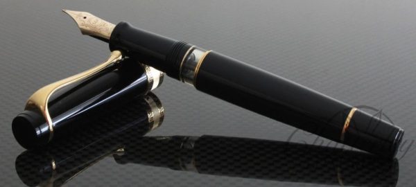 Aurora Black Optima Fountain Pen Gold Trimmings