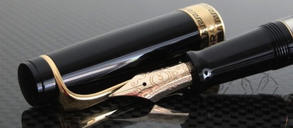 Aurora Black Optima Fountain Pen Gold Trimmings2