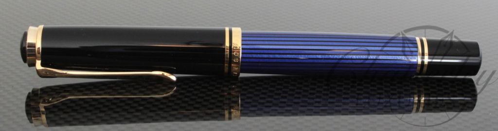 Pelikan M800 Black Blue Fountain Pen2