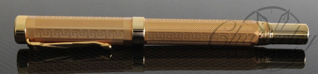 Danitrio Metal Octagonal Gold Greek Key Fountain Pen