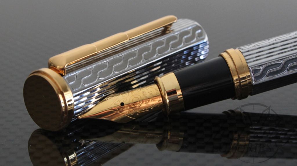 Danitrio Metal Octagonal Silver with Gold Trim Fountain Pen2