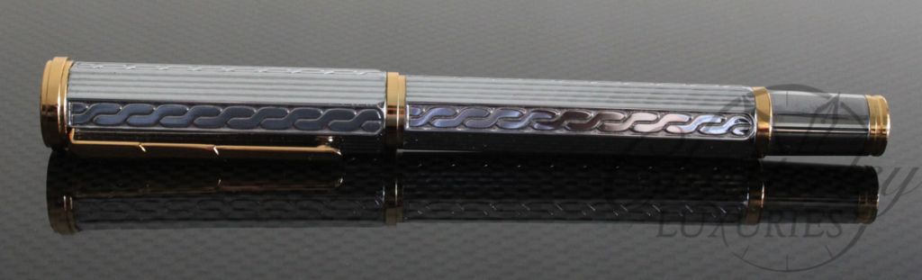 Danitrio Metal Octagonal Silver with Gold Trim Fountain Pen3