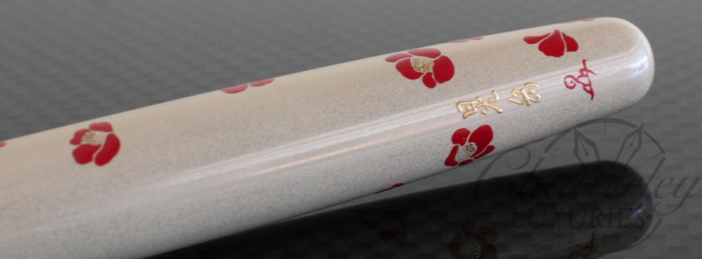 Danitrio Maki-e Urushi Shiro Camellia Fountain Pen with Painted Clip