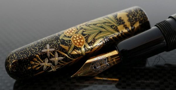 Danitrio Maki-e Spring Flowers Fountain Pen on Takumi with Gold Clip