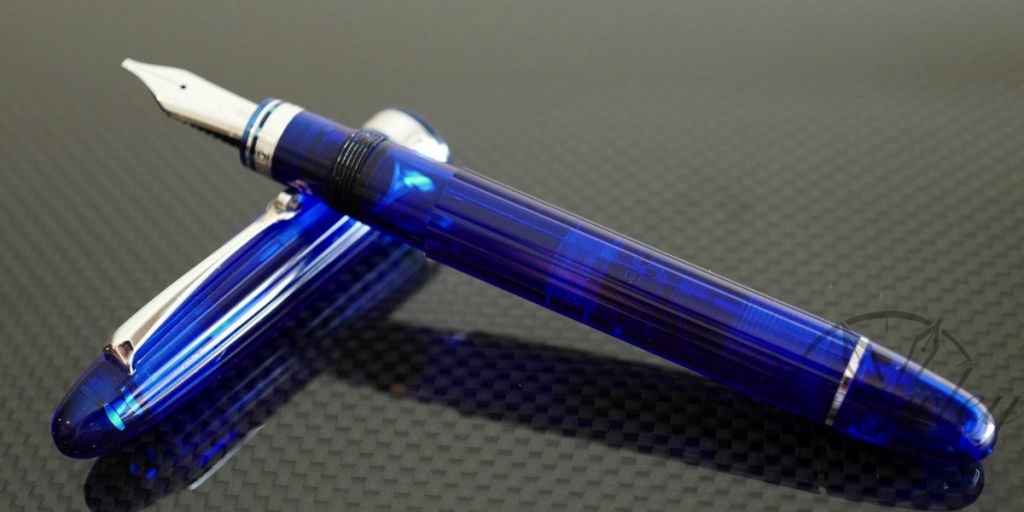 Omas Ogiva Cocktail Vintage Limited Edition Fountain Pen-Blue Angel