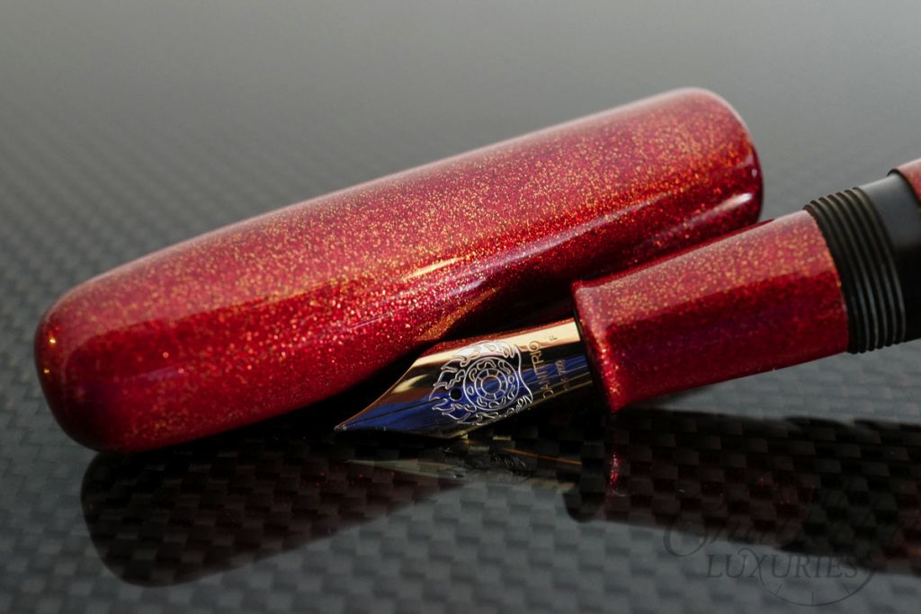 Danitrio Urushi Nashiji-nuri Red on Takumi Fountain Pen with painted clip