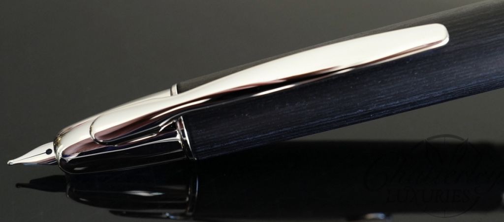 Namiki by Pilot Vanishing Point Collection - Black Bamboo Fountain Pen