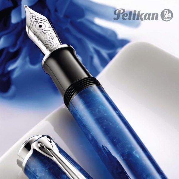 Pelikan Souveran 805 Vibrant Blue Fountain Pen