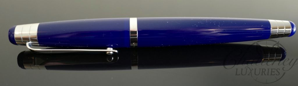 Signum Nova Blue and Silver Fountain Pen 18KT Gold Nib