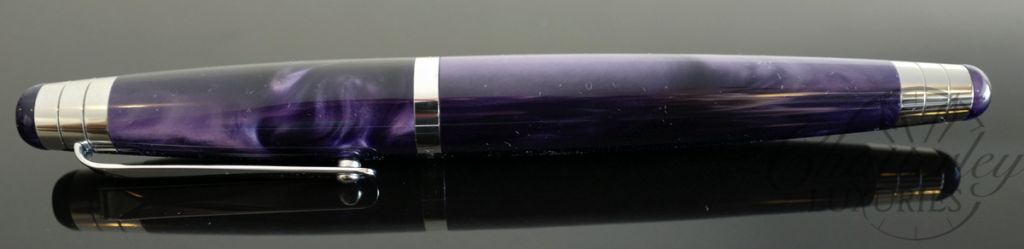 Signum Nova Purple and Silver Fountain Pen 18KT Gold Nib