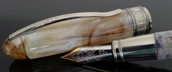 Visconti Van Gogh Maxi Vanilla Fountain Pen