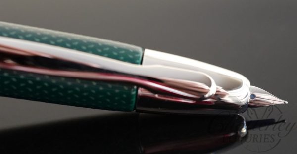 Pilot Vanishing Point Limited Edition Carbonesque Green Fountain Pen