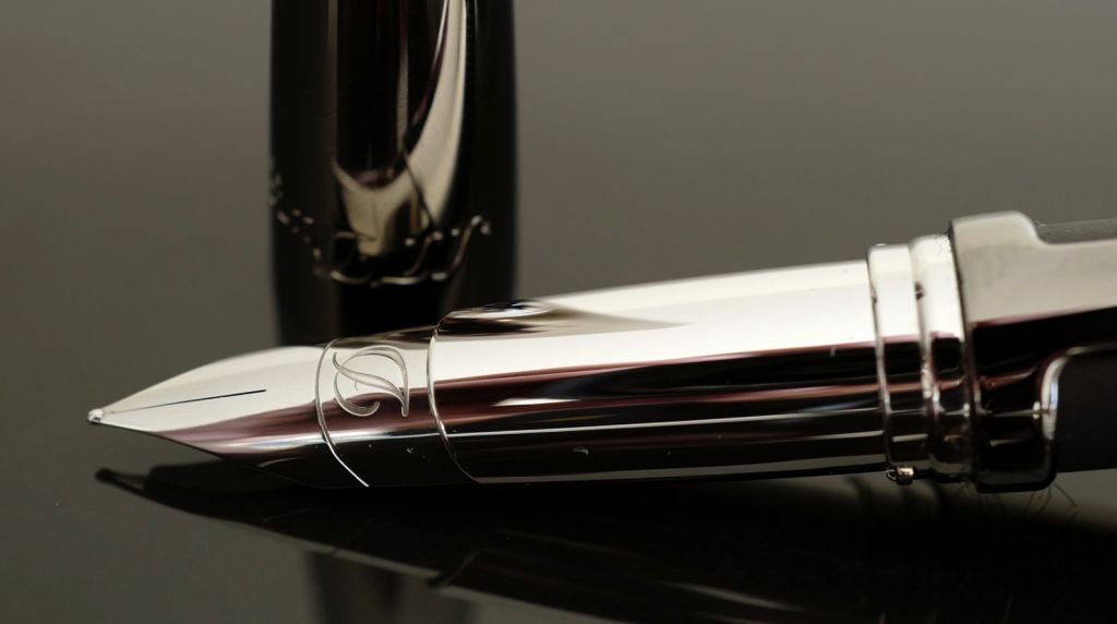 ST Dupont Defi Black Gunmetal Fountain Pen