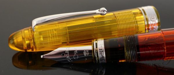 Omas Ogiva Cocktail Fountain Pen-Vodka Lemon