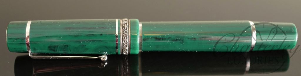 Chatterley/Delta Dolce Vita Stantuffo Star Collection Vellum Verde Limited Edition Fountain Pen