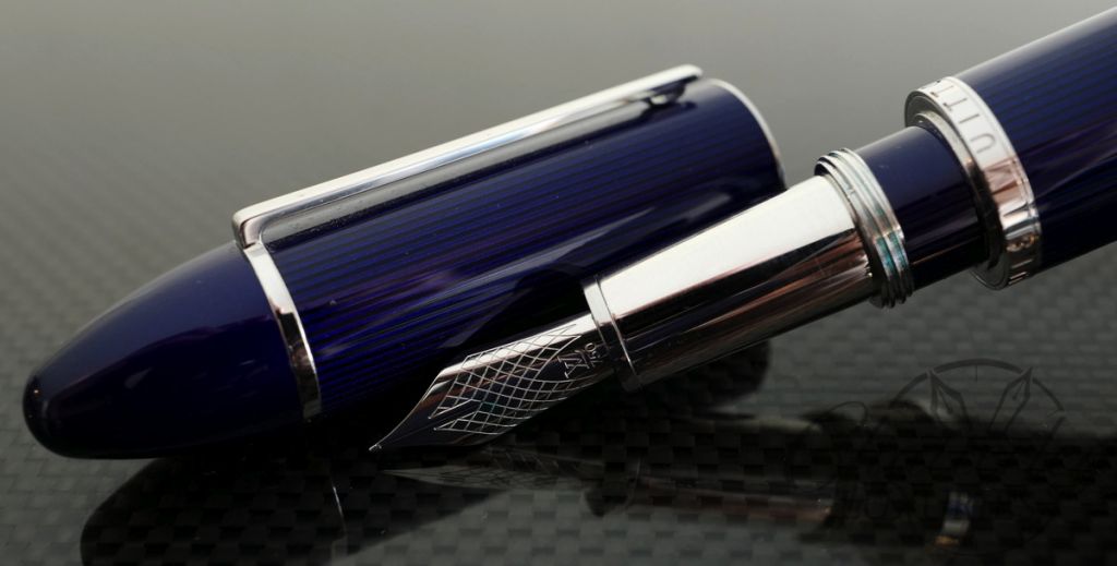 Louis Vuitton Blue Checkered Fountain Writing Instrument Pen No Ink (R2)