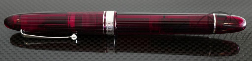 Omas Ogiva Cocktail Vintage Limited Edition Fountain Pen-Bloody Mary