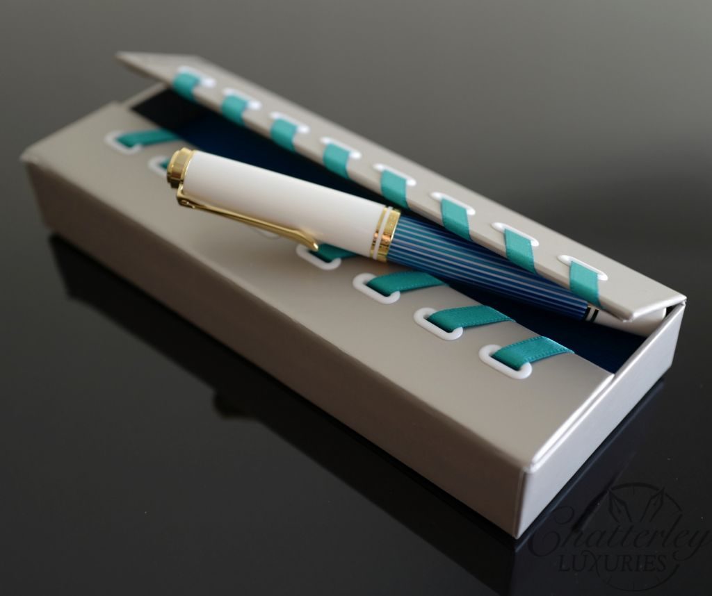 Pelikan Souveran M600 Turquoise Special Edition Fountain Pen - Chatterley