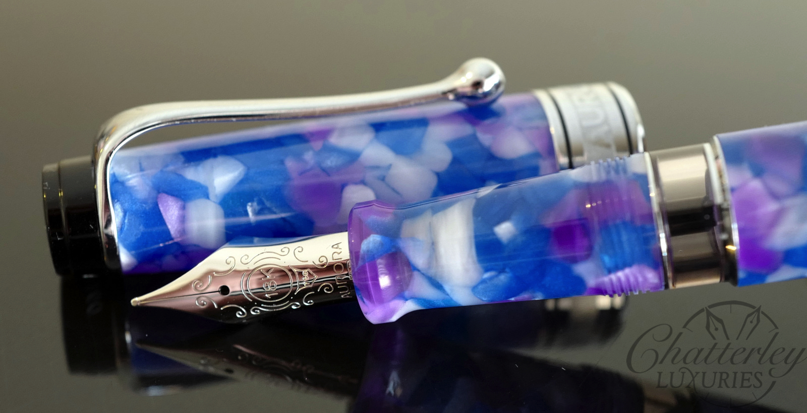 Aurora Optima Caleidoscopio Luce Blu Limited Edition Fountain Pen