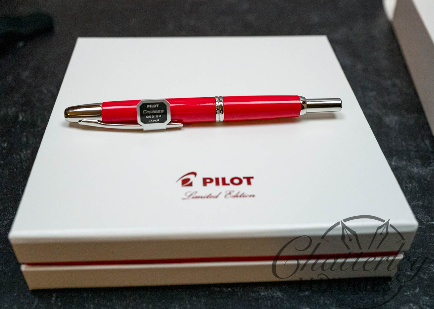 Stylo-plume Pilot CAPLESS CORAL RED - édition limitée 2022