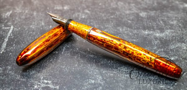 Chateau Monarch UR01 Tame-nuri and Gold Leaf Fountain Pen - Image 6
