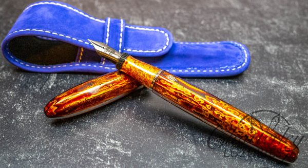 Chateau Monarch UR01 Tame-nuri and Gold Leaf Fountain Pen - Image 4