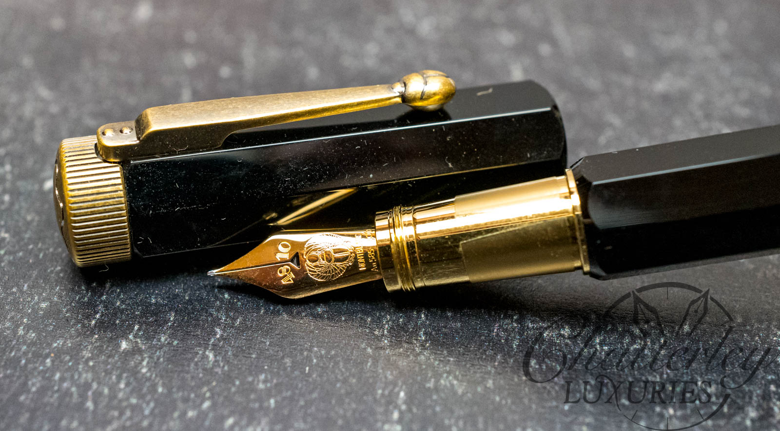 Montblanc egyptomania fountain online pen