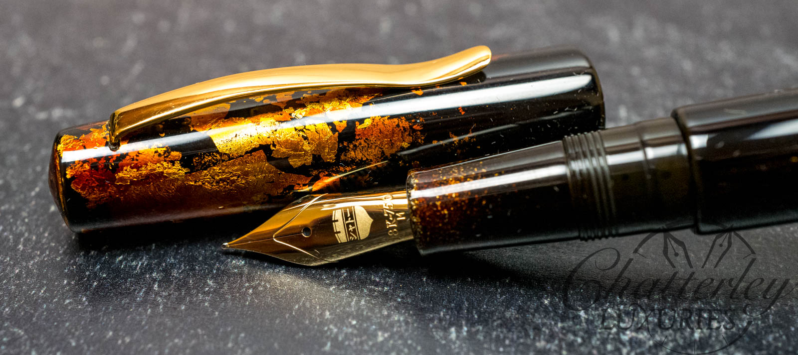 Chateau Marquess UR01 Tame-nuri and Gold Leaf Fountain Pen - Chatterley