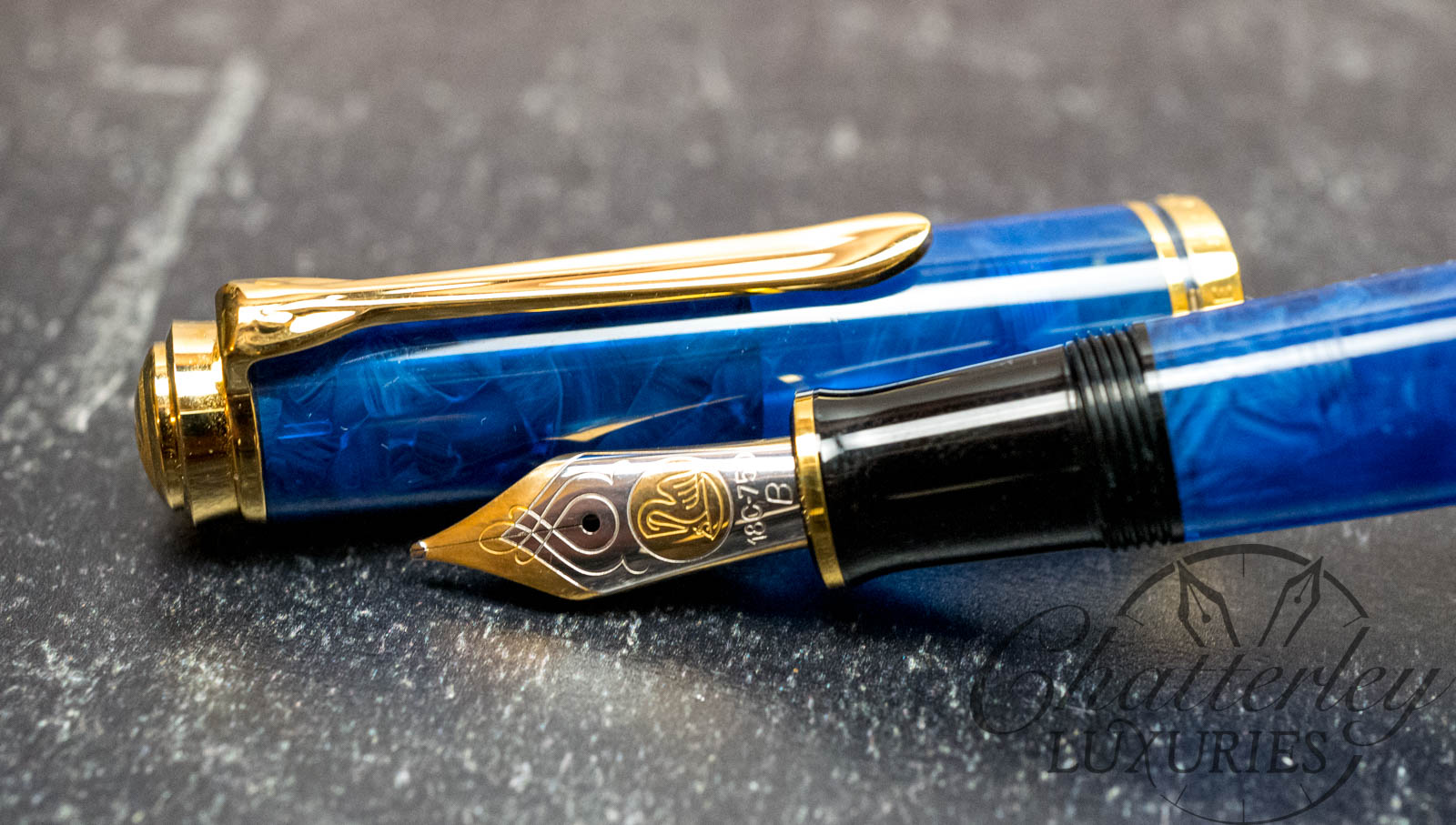 Hylde Ødelægge Lav aftensmad Pelikan Souveran M800 Blue O' Blue Fountain Pen