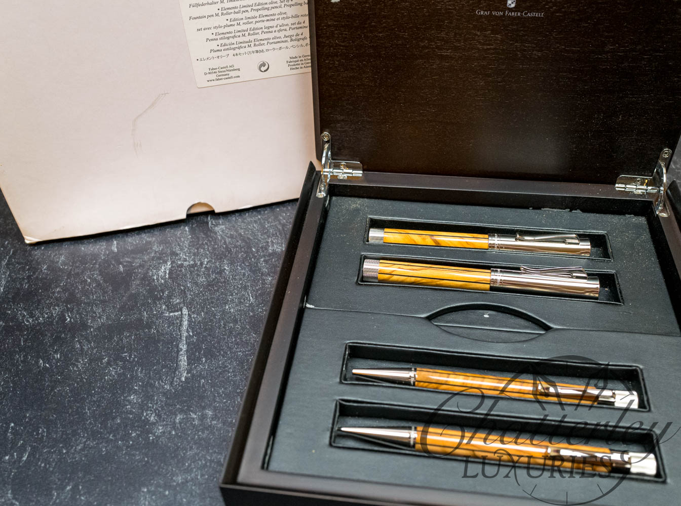 lobo Fuera altura Graf Von Faber-Castell Elemento Olive Limited Edition Set