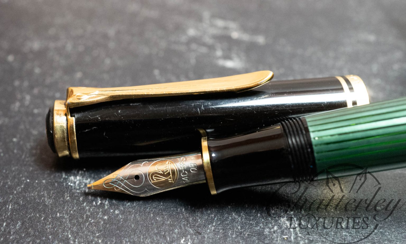 Pelikan Souveran M800 Green Striated Fountain Pen