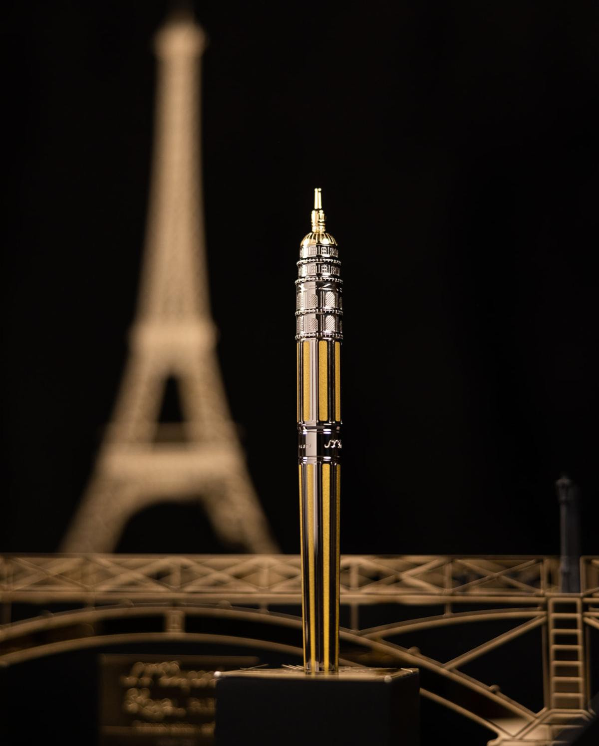 ST Dupont Loves Paris Limited Edition Writing Kit