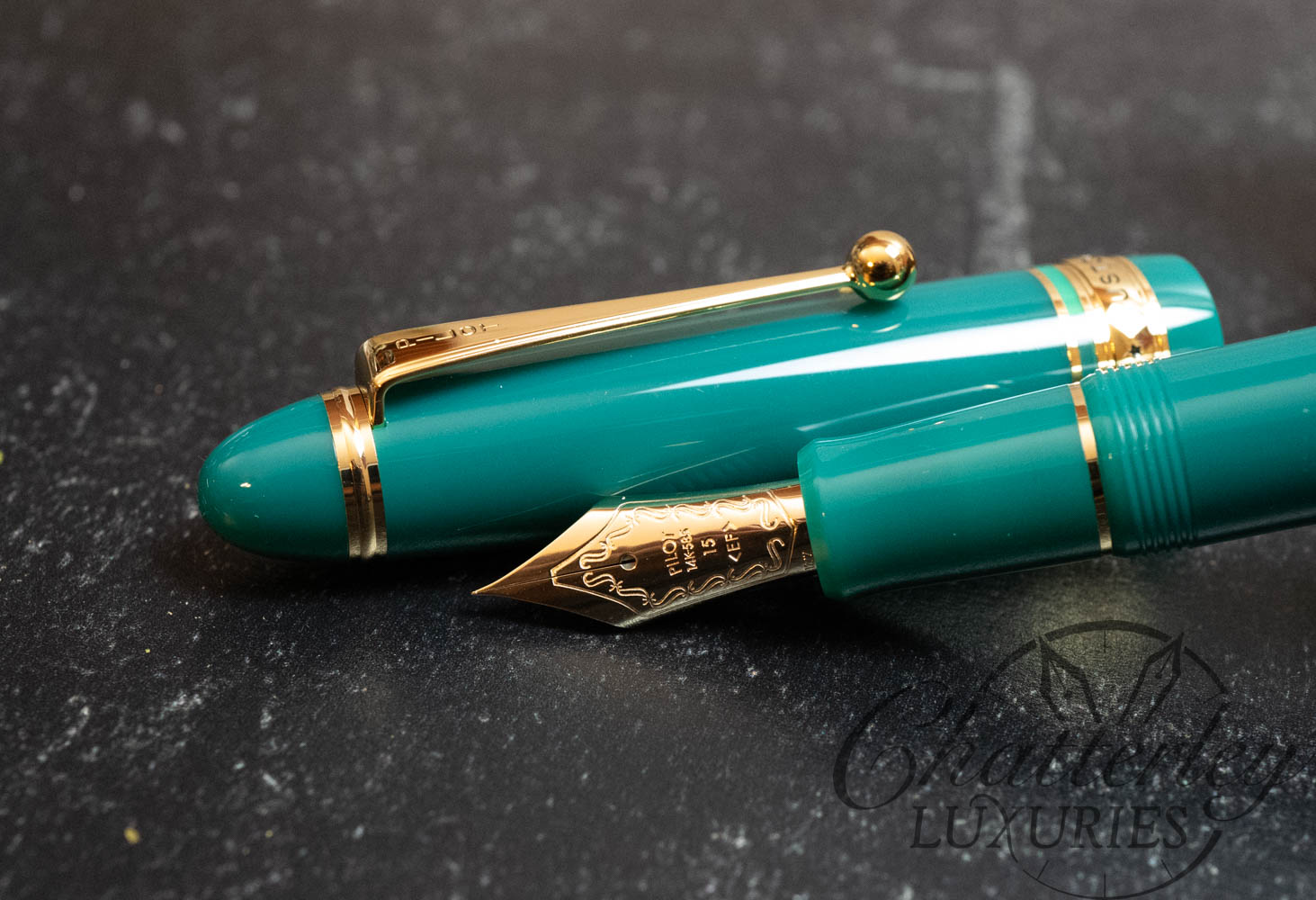 US Exclusive – Pilot Custom 743 Verdigris Green Fountain Pen