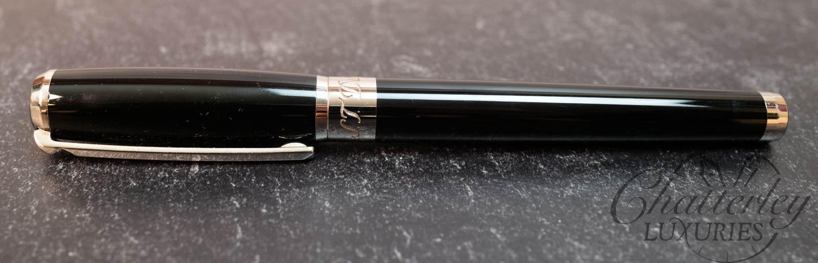 S.T. Dupont Line D Dupont Elysee Fountain Pen - Chatterley