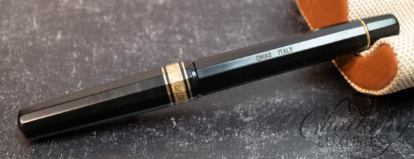 Omas Old Style Arte Italiana Paragon Black Rollerball - Image 5