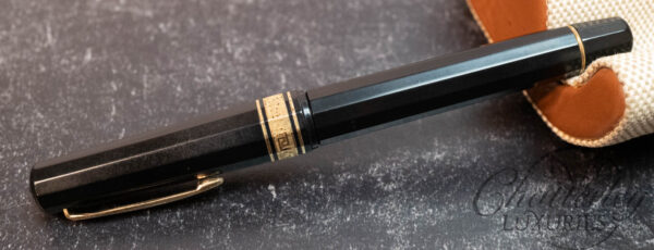 Omas Old Style Arte Italiana Paragon Black Rollerball - Image 6