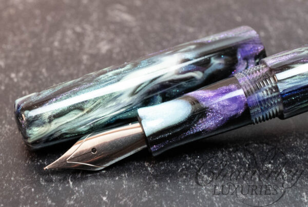 Hogtown Pens Junction L Ziggy Fountain Pen