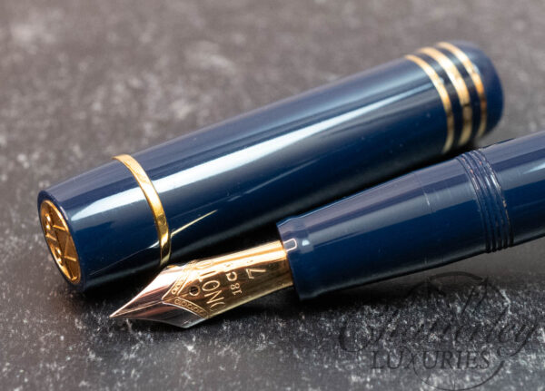 Onoto Magna Classic Blue Fountain Pen