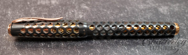 Pineider La Grande Bellezza Limited Edition Black Prince Quill Gold Trim Nib and Section Honeycomb Fountain Pen - Image 2