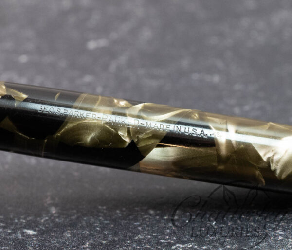 Parker Vintage Green and Black Marbled Fountain Pen - Image 3