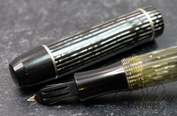 Matador Standard 811 Vintage Fountain Pen - Image 4