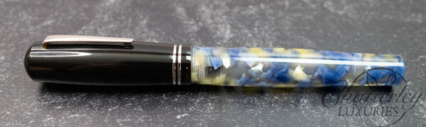 Delta 366 Blue Green Fountain Pen - Image 2